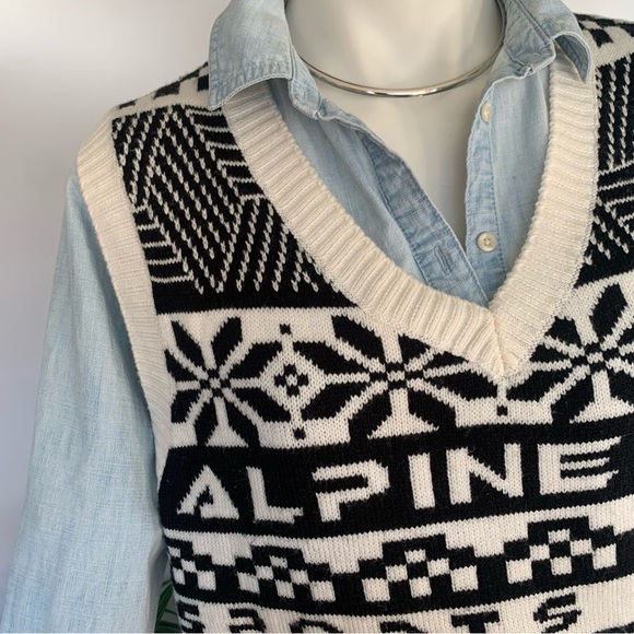 s n o w :: Retro Alpine Ski Sleeveless Sweater Knit Vest - Picture 2 of 10